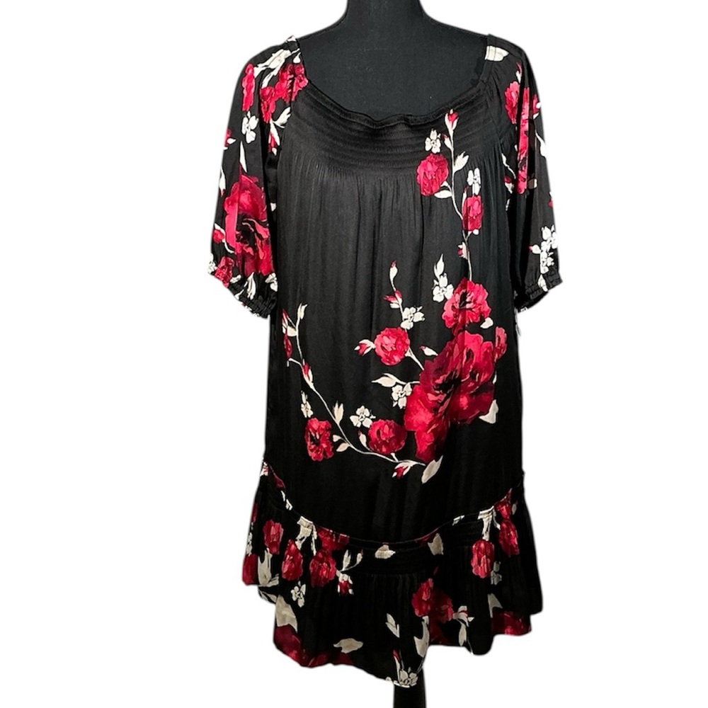 White House Black Market Black and Red Floral Dress